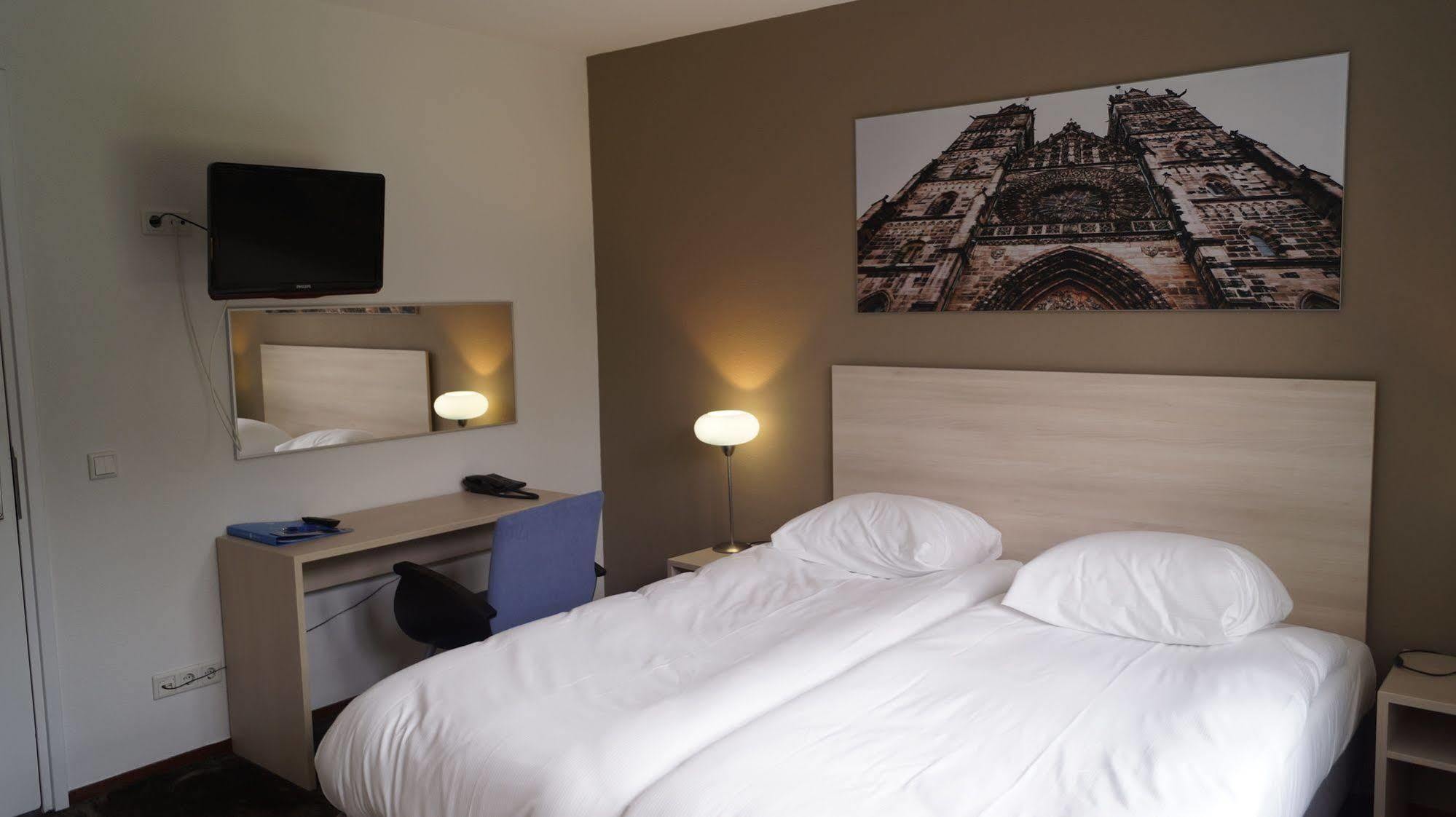 Fletcher Kloosterhotel Willibrordhaeghe ドゥールネ エクステリア 写真